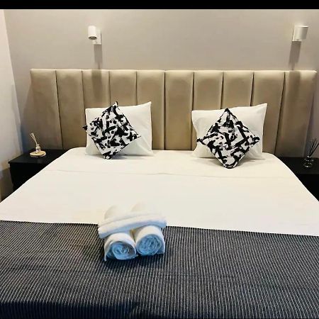 Apartamento Sociedade Farmaceutica Lisboa Extérieur photo