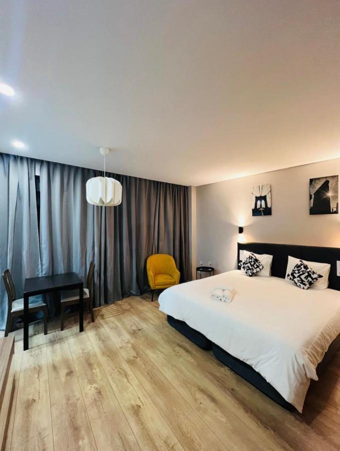 Apartamento Sociedade Farmaceutica Lisboa Extérieur photo