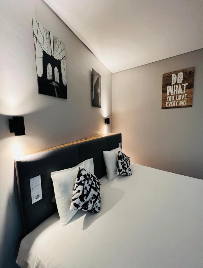 Apartamento Sociedade Farmaceutica Lisboa Extérieur photo
