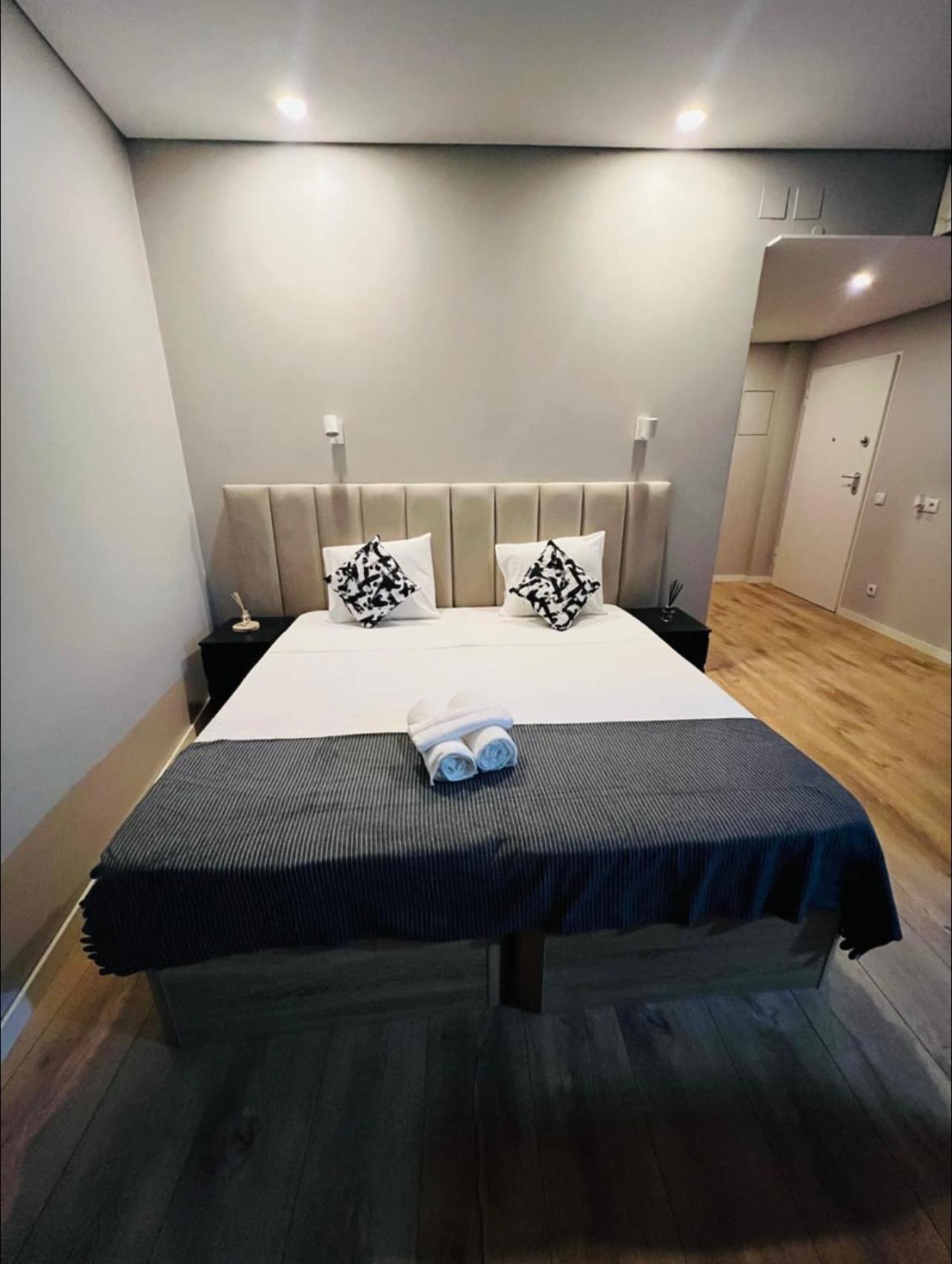 Apartamento Sociedade Farmaceutica Lisboa Extérieur photo